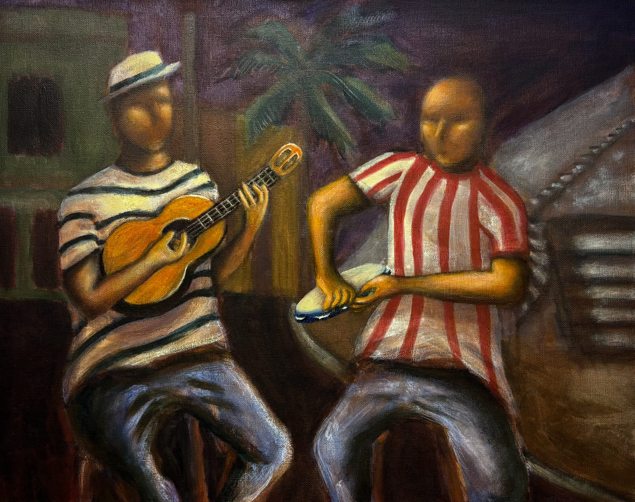 Pintura de dois homens sentados tocando instrumentos. O da esquerda usa uma camisa com listras horizontais brancas e pretas, toca um cavaquinho e usa um chapéu. O da direita usa uma camisa com listras verticais brancas e vermelhas e toca um pandeiro. Ao fundo, a Pedra do Sal, um coqueiro e algumas casas
